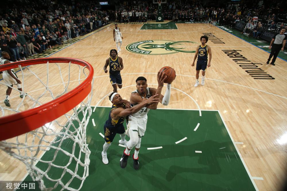 通过利用他 通过利用他